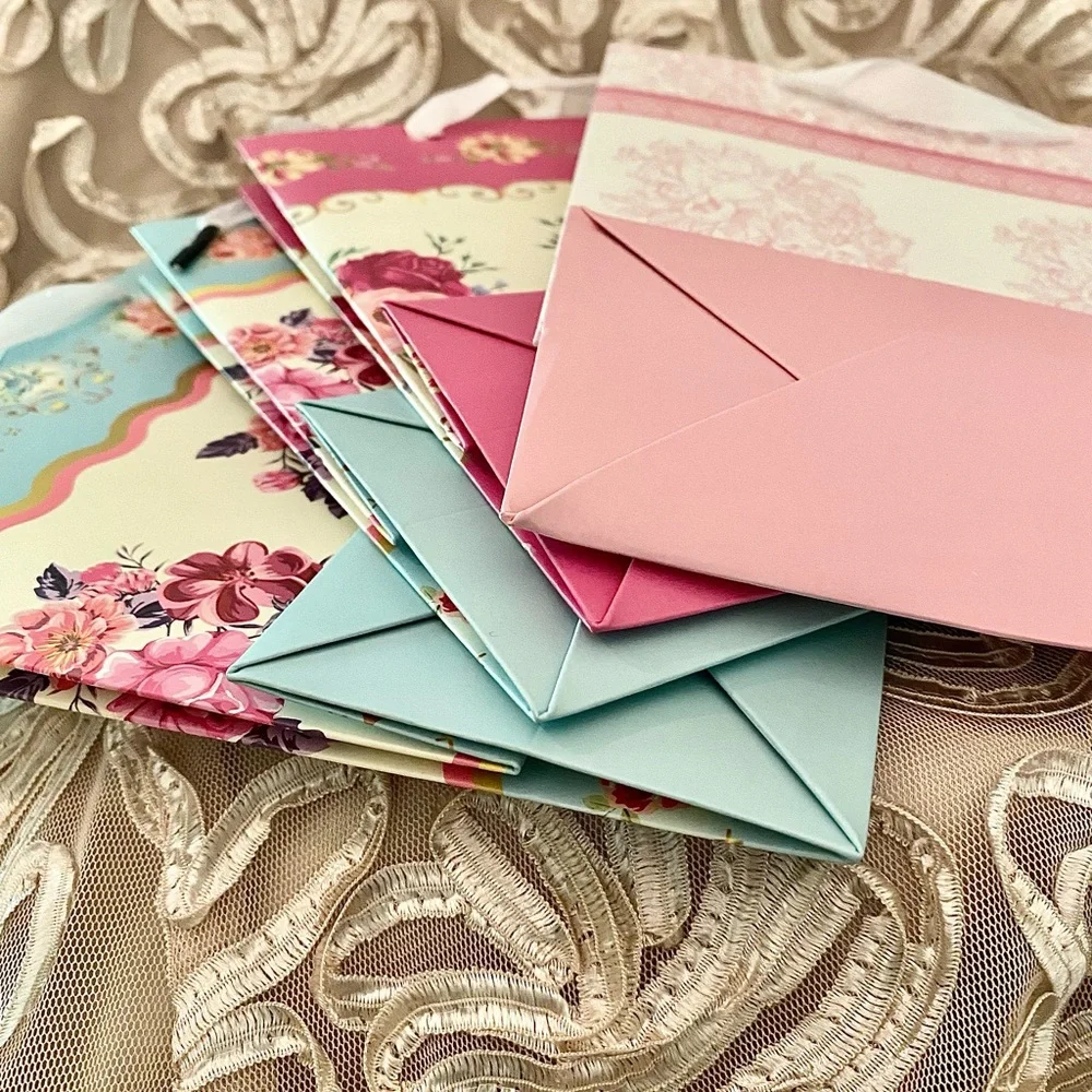 Floral Gift Bags Set of 4